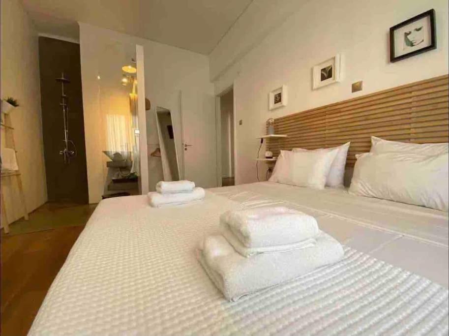 Vasilis Luxury Apartment Athena Bagian luar foto